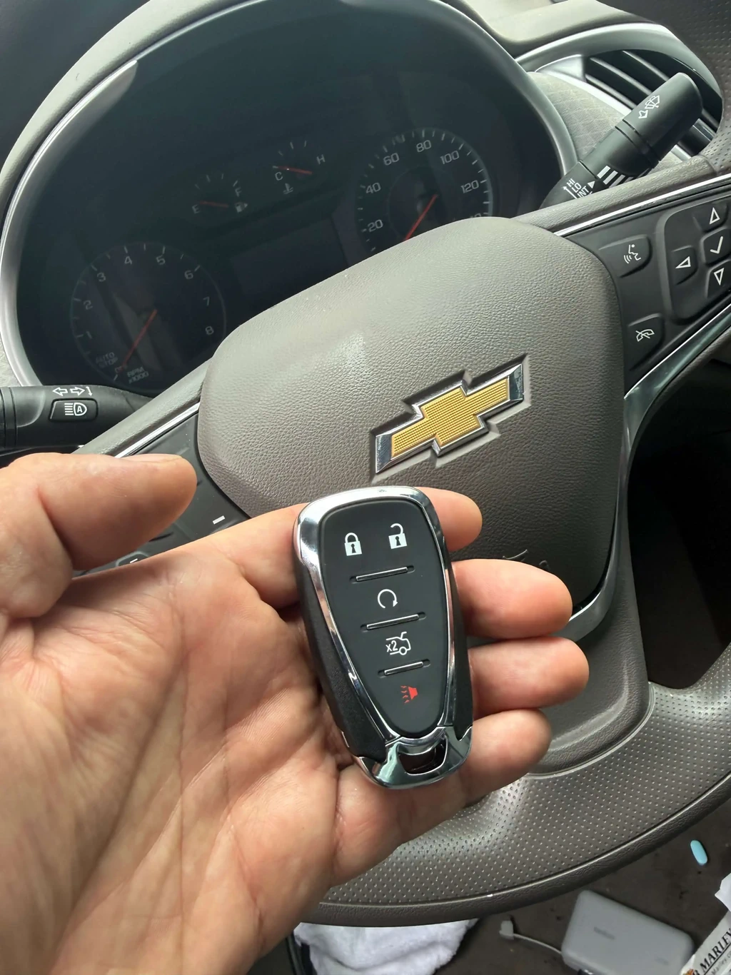 How to Learn Locksmithing image